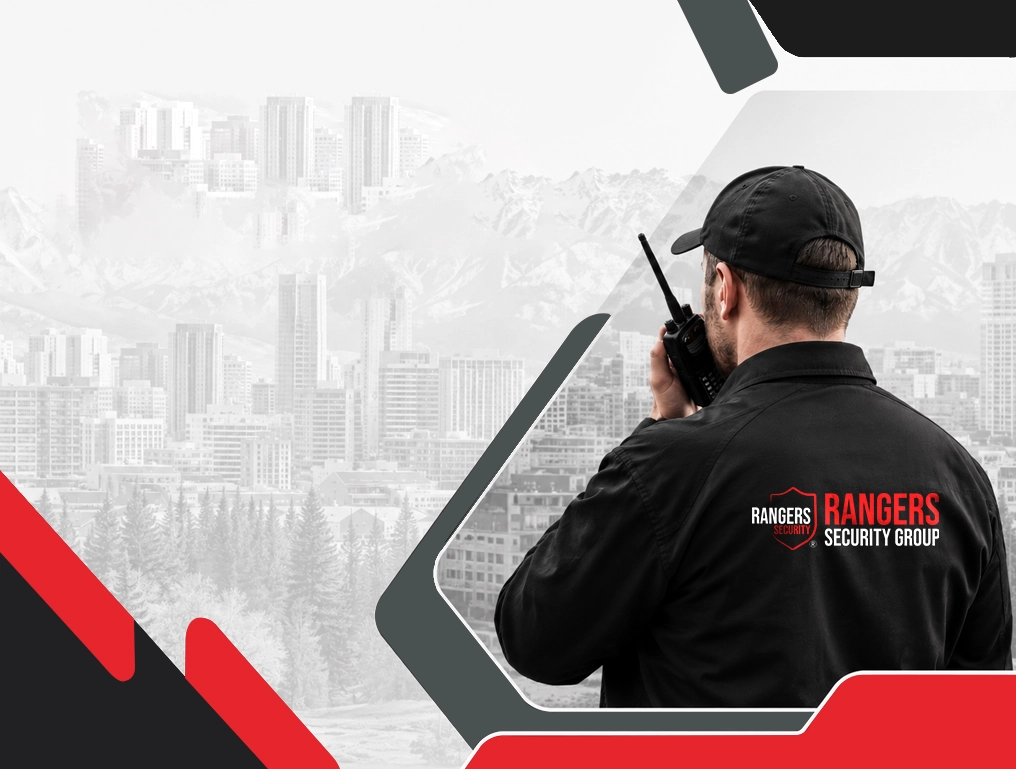 Security expert monitoring a site in real-time, alerting security risk in Alberta to ensure safety and prevent potential threats